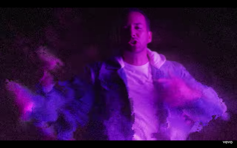 Remember the iTunes visualizer? No, no reason.